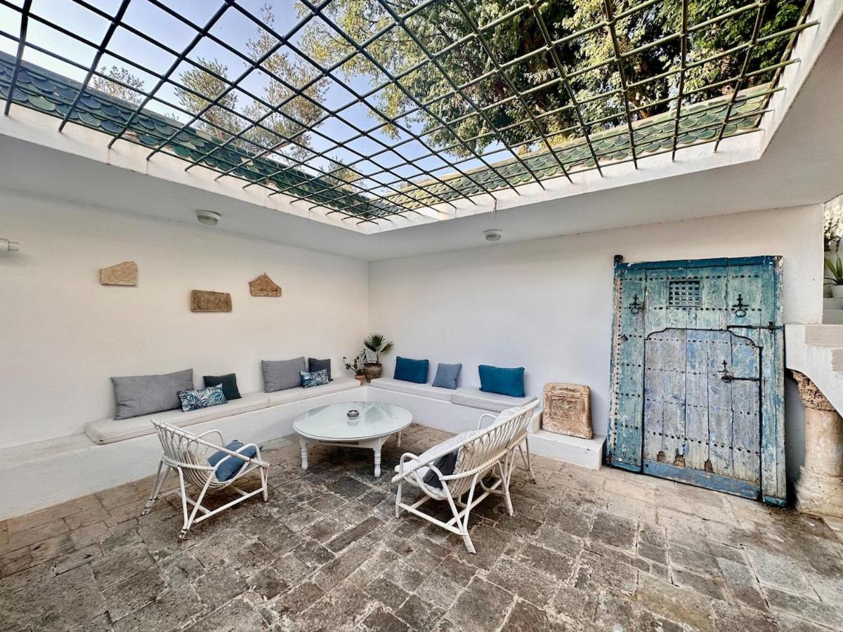 L'atelier Hedi Turki, Breakfast & Pool Sidi Bou Said Apartment