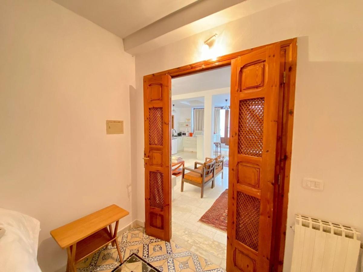 Apartment L'atelier Hedi Turki, Breakfast & Pool Sidi Bou Said